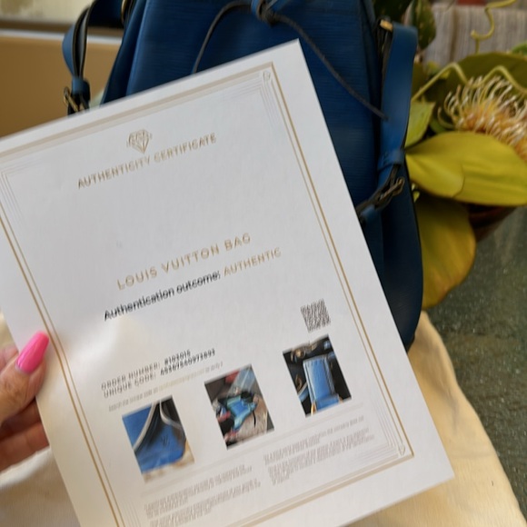 LOUIS VUITTON NOÊ BUCKET BAG IN TOLEO BLUE STRIATED EPI LEATHER W/ COA - Picture 3 of 13